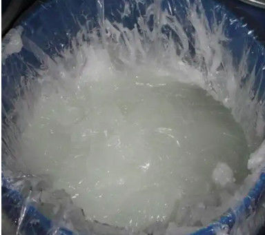 المواد الصناعية السطحية الميثيل الصوديوم كوكويل تورات الأنيونية مع خصائص تنظيف و إزالة الدهون ممتازة