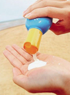 سيكلوبنتاسيلوكسان ديميتيكون / فينيل ديميتيكون Crosspolymer Gel Translucent Silicone Elastomers لعناية الجلد